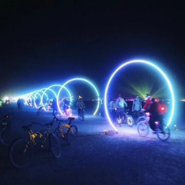 Circular mist gate