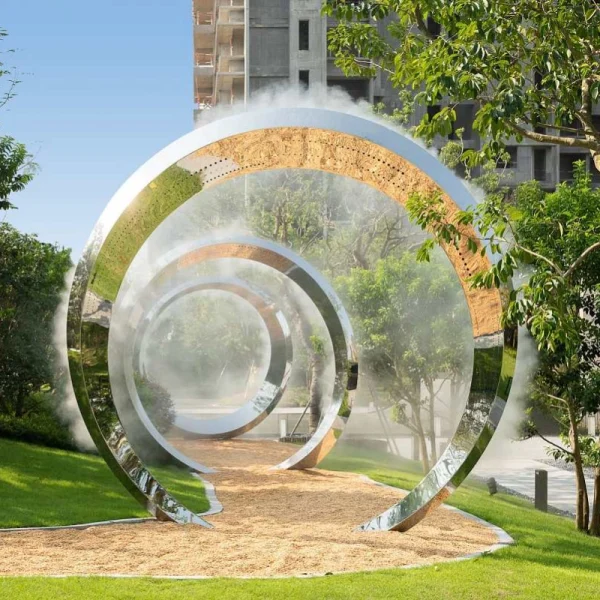 Circular mist gate