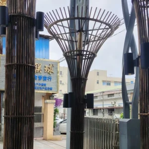 Sculptural Column Outdoor Landscape Light